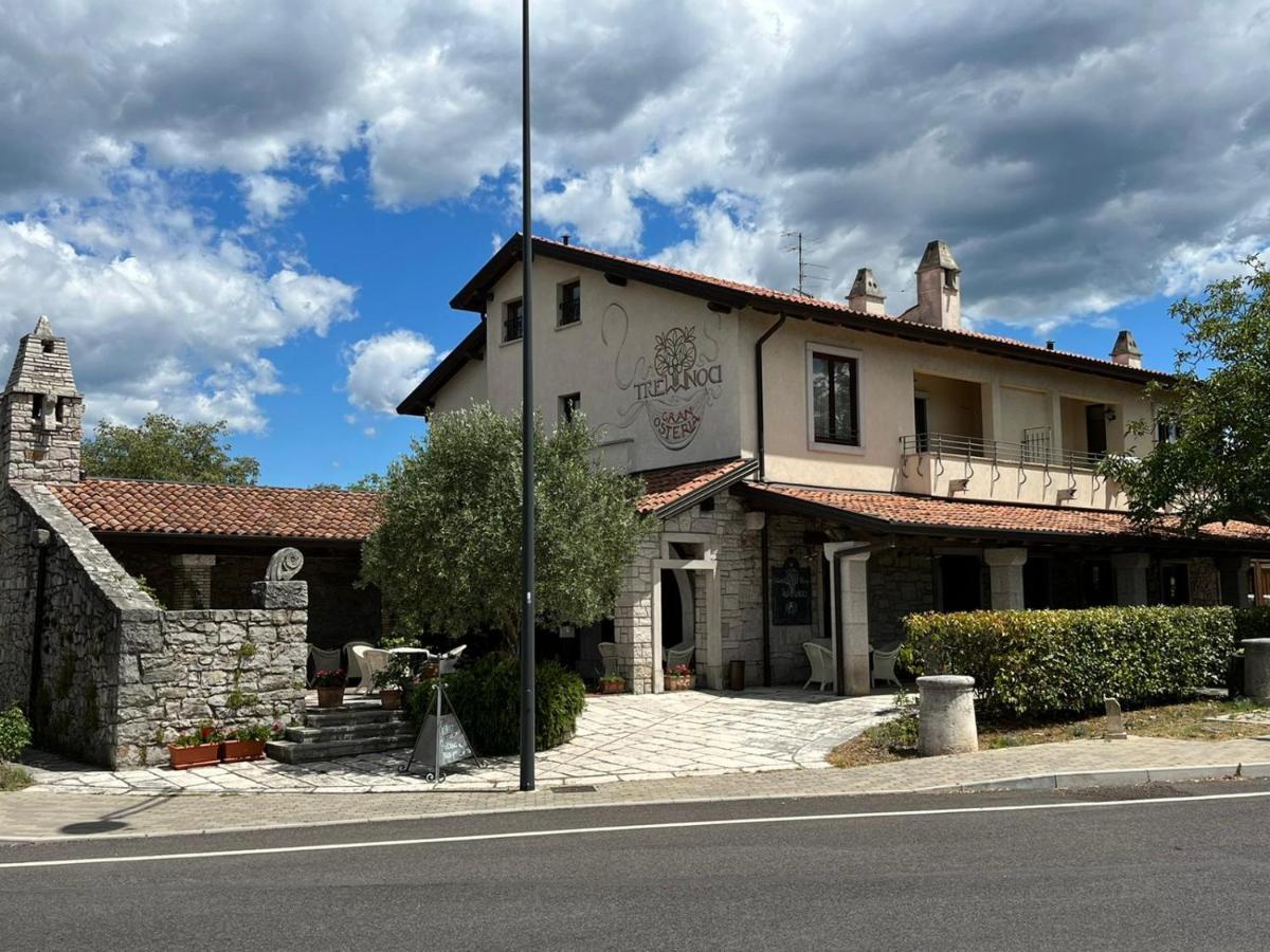 Готель Gran Osteria Tre Noci Сістьяна Екстер'єр фото